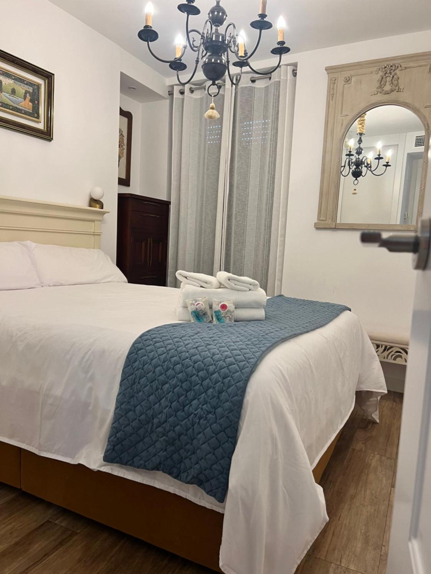 El Balcon Del Cesar Apartman Zaragoza Kültér fotó